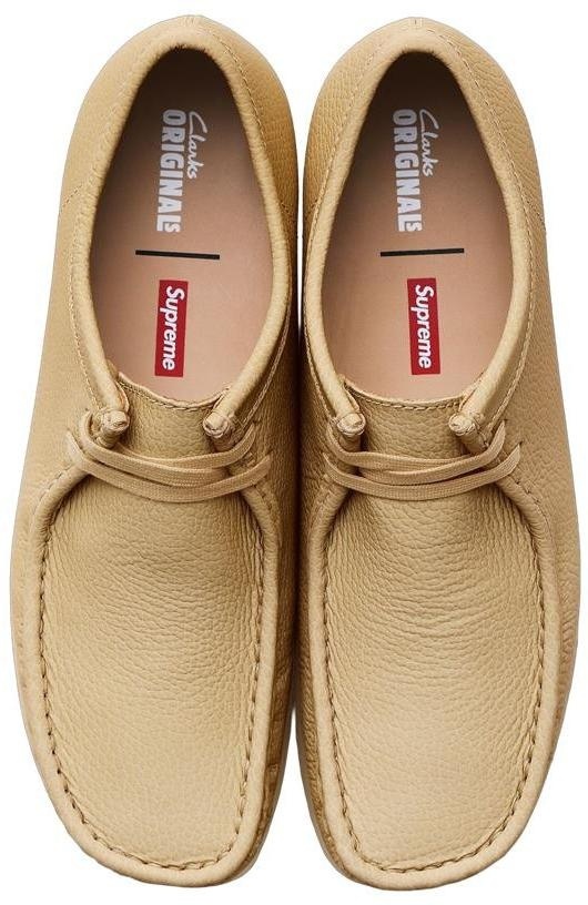 Supreme®/Clarks Originals® Reflective Wallabee® view 20
